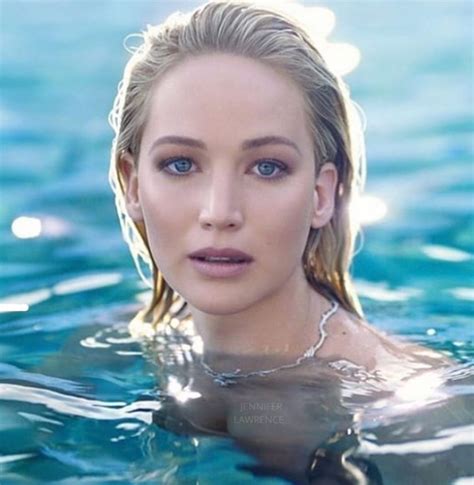 jennifer lawrence fotos|jennifer lawrence bathing suit.